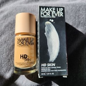 MAKE UP FOR EVER HD SKIN UNDETECTABLE STAY TRUE FOUNDATION
